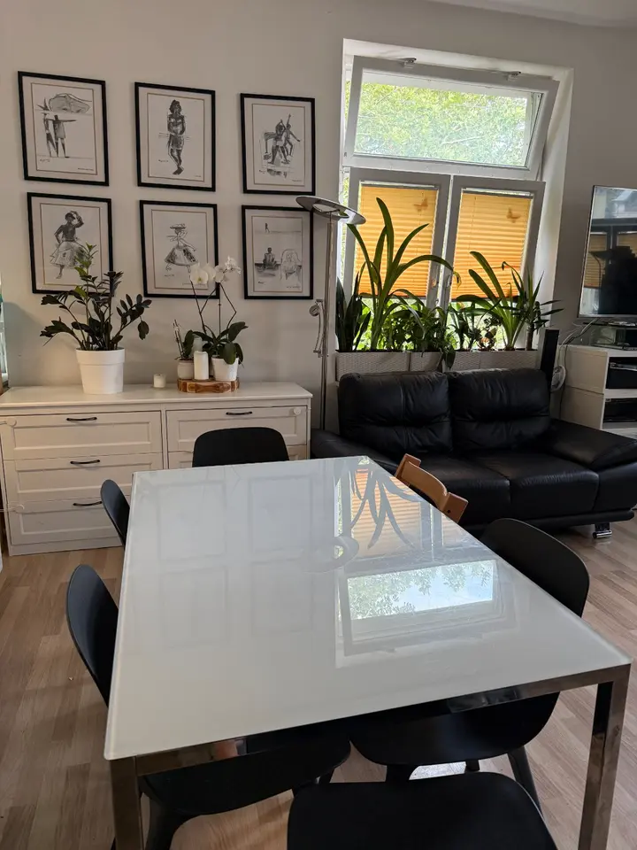 WG-Zimmer mit 100 m² in Aachen – Bild 1