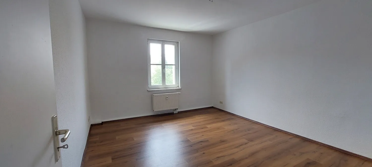 3 Zimmer Wohnung mit 66 m² in Suhl – Bild 3