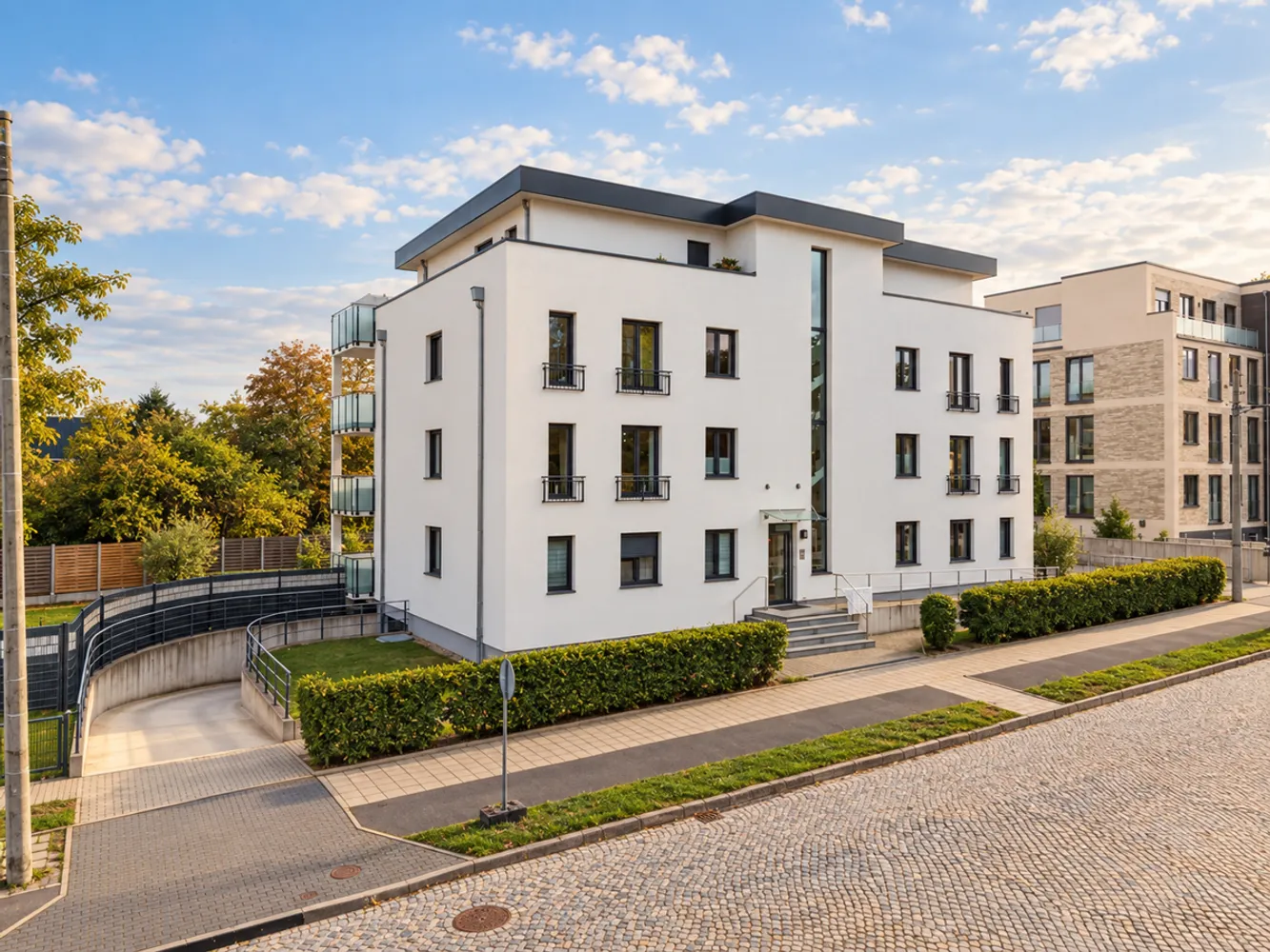 4 room apartment with 127 m² in Halle (Saale) – Photo 1