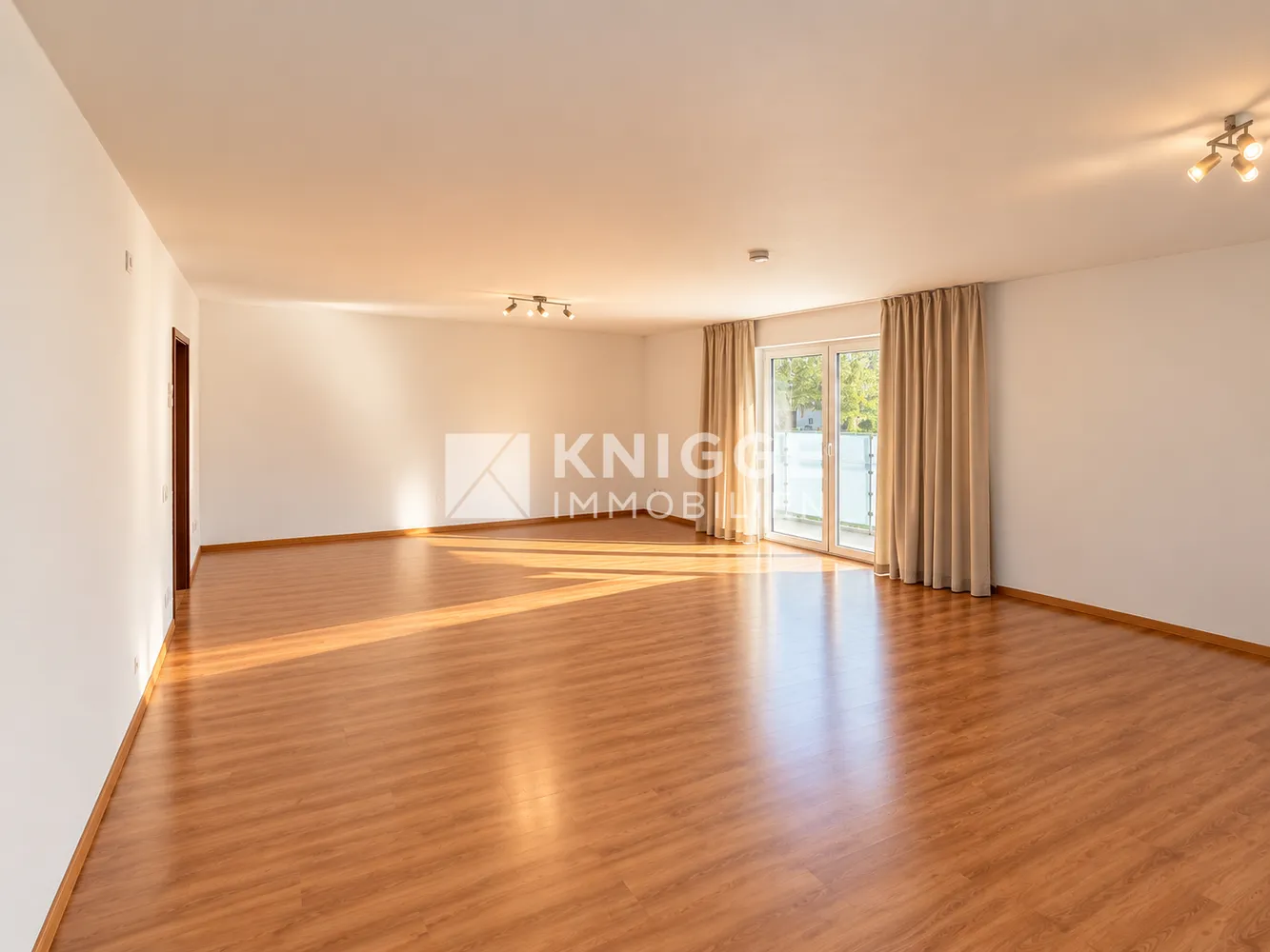 1 Zimmer Wohnung mit 54 m² in Bergisch Gladbach – Bild 2