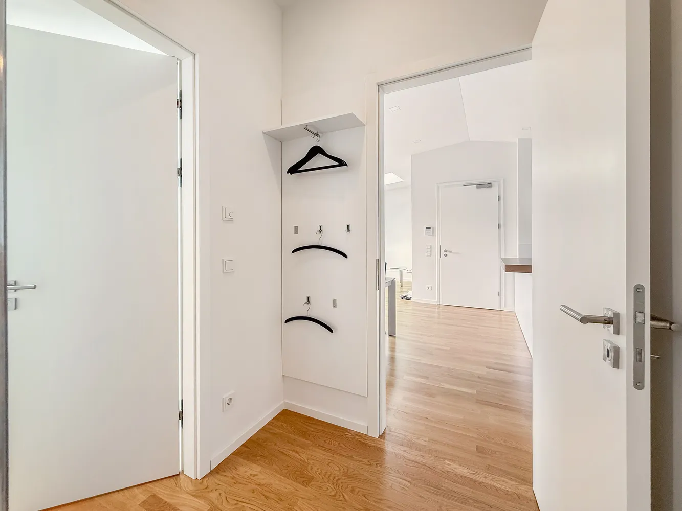 2 Zimmer Wohnung mit 65 m² in München – Bild 8