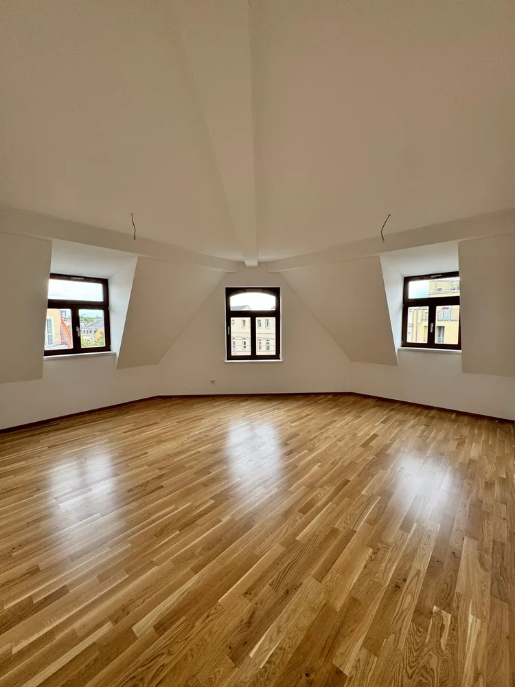 4 Zimmer Wohnung mit 88 m² in Halle (Saale) – Bild 2