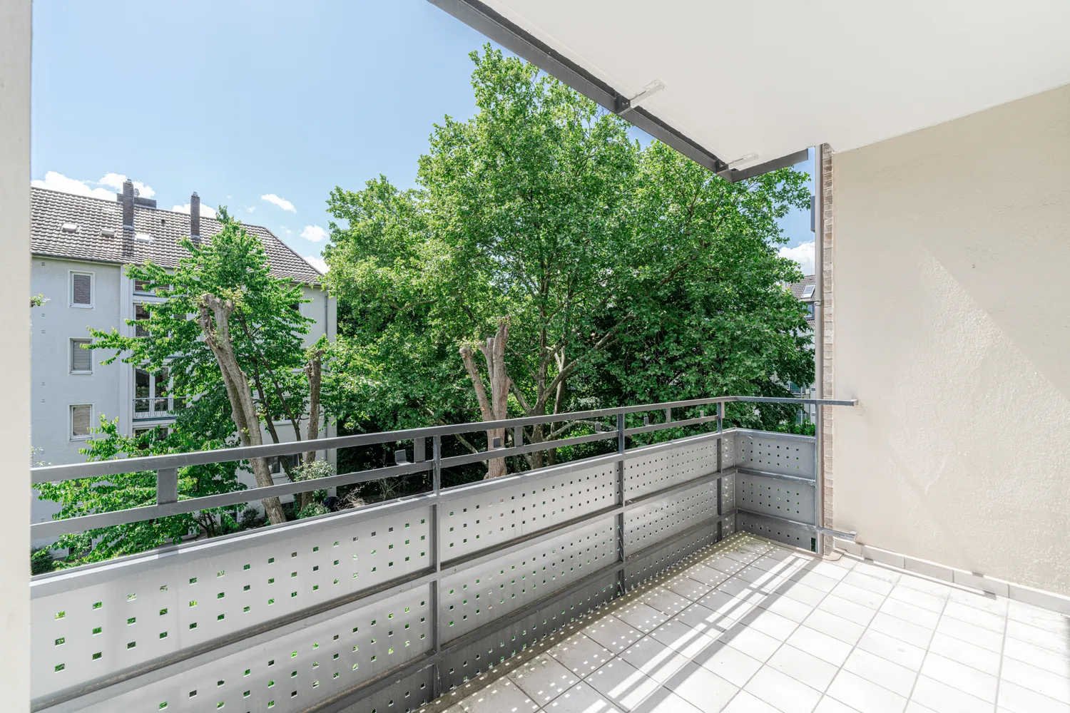 3 Zimmer Wohnung mit 73 m² in Düsseldorf – Bild 1