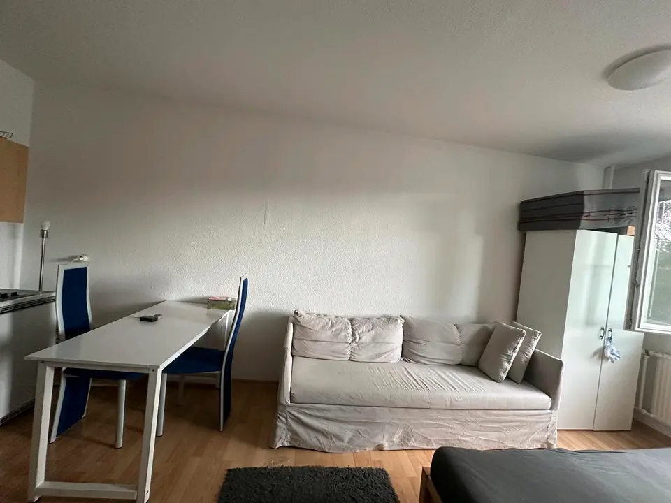 WG-Zimmer mit 25 m² in Halle (Saale) – Bild 1