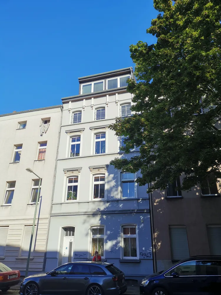 3 Zimmer Wohnung mit 90 m² in Duisburg – Bild 1