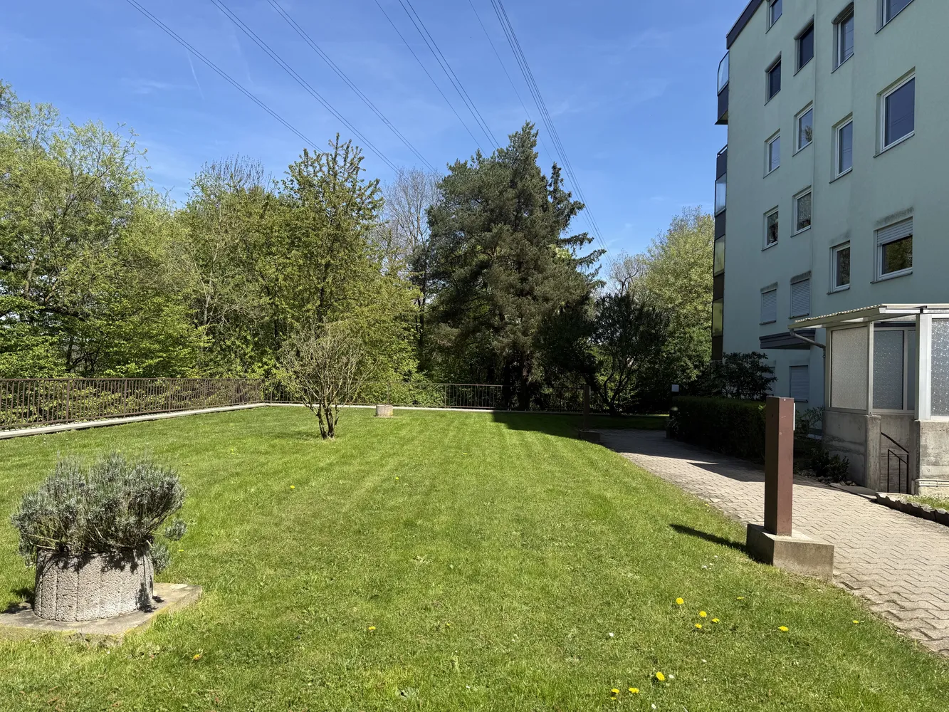 4 Zimmer Wohnung mit 81 m² in Stuttgart – Bild 1