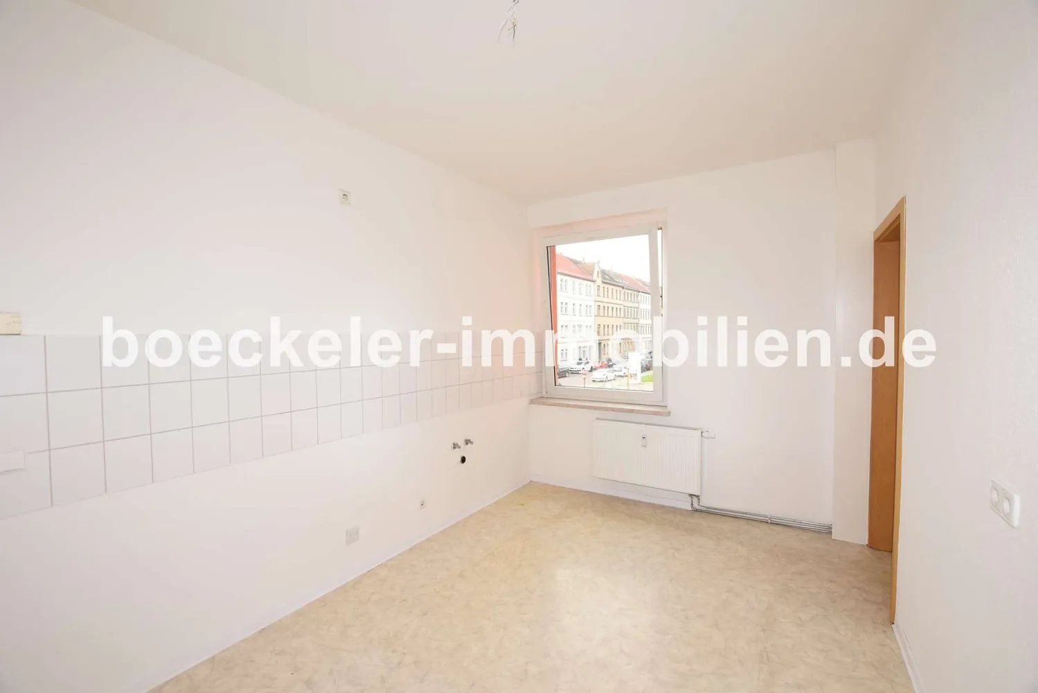 2 Zimmer Wohnung mit 60 m² in Weißenfels – Bild 2