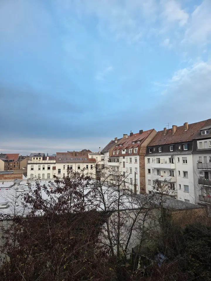 4 Zimmer Wohnung mit 100 m² in Saarbrücken – Bild 6