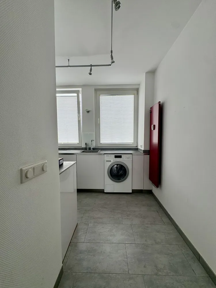 3 Zimmer Wohnung mit 95 m² in Düsseldorf – Bild 6