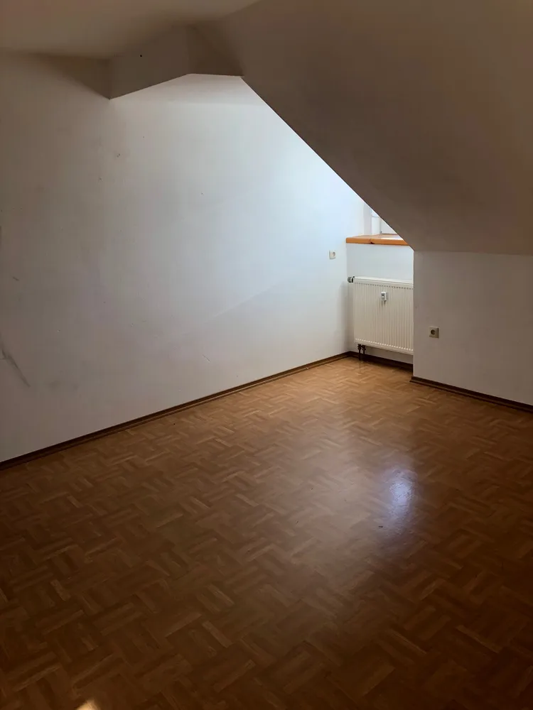 5 Zimmer Wohnung mit 160 m² in Weiden in der Oberpfalz – Bild 3
