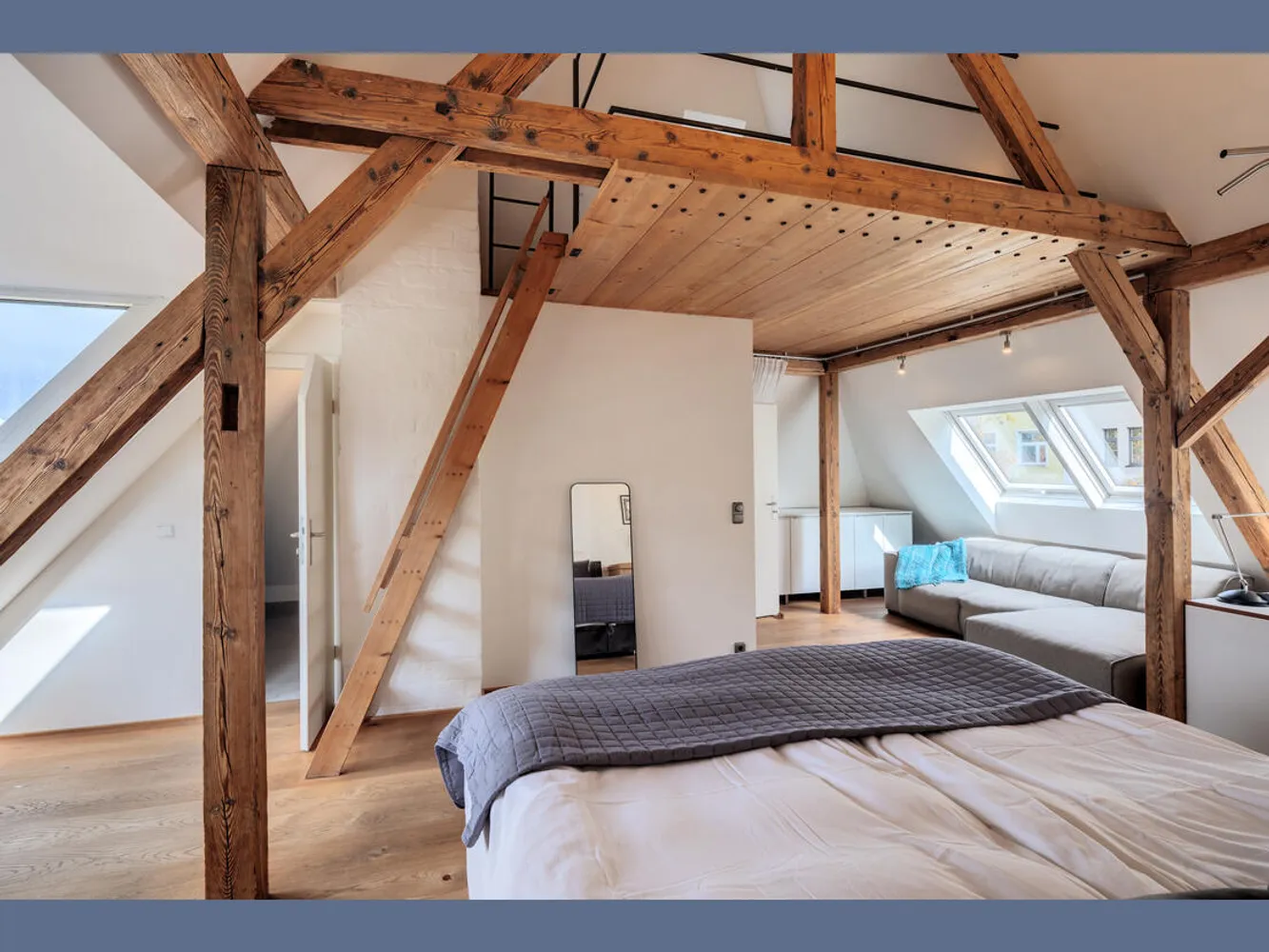 7 Zimmer Haus mit 174 m² in München – Bild 11