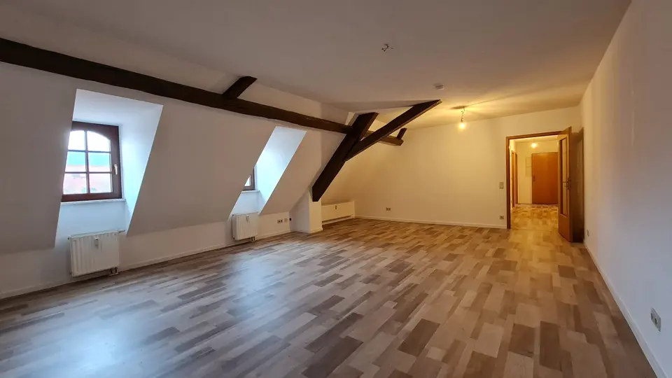 2 Zimmer Wohnung mit 76 m² in Löbau – Bild 2