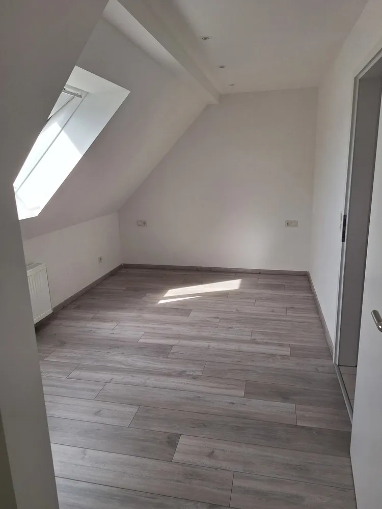2 Zimmer Wohnung mit 75 m² in Langenfeld – Bild 8