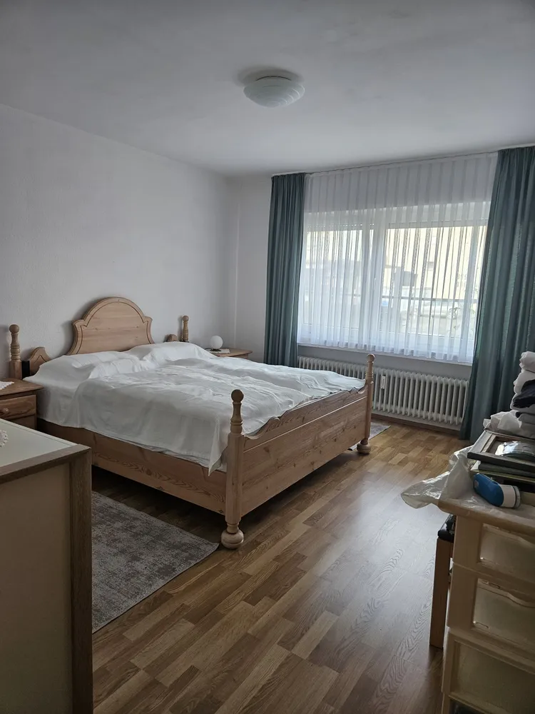 2 Zimmer Wohnung mit 71 m² in Leverkusen – Bild 2