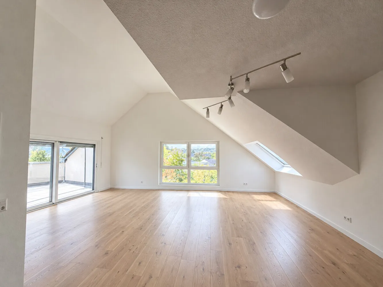 4 Zimmer Wohnung mit 100 m² in Bietigheim-Bissingen – Bild 2