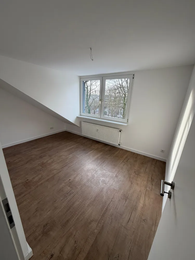 4 Zimmer Wohnung mit 92 m² in Oberhausen – Bild 2