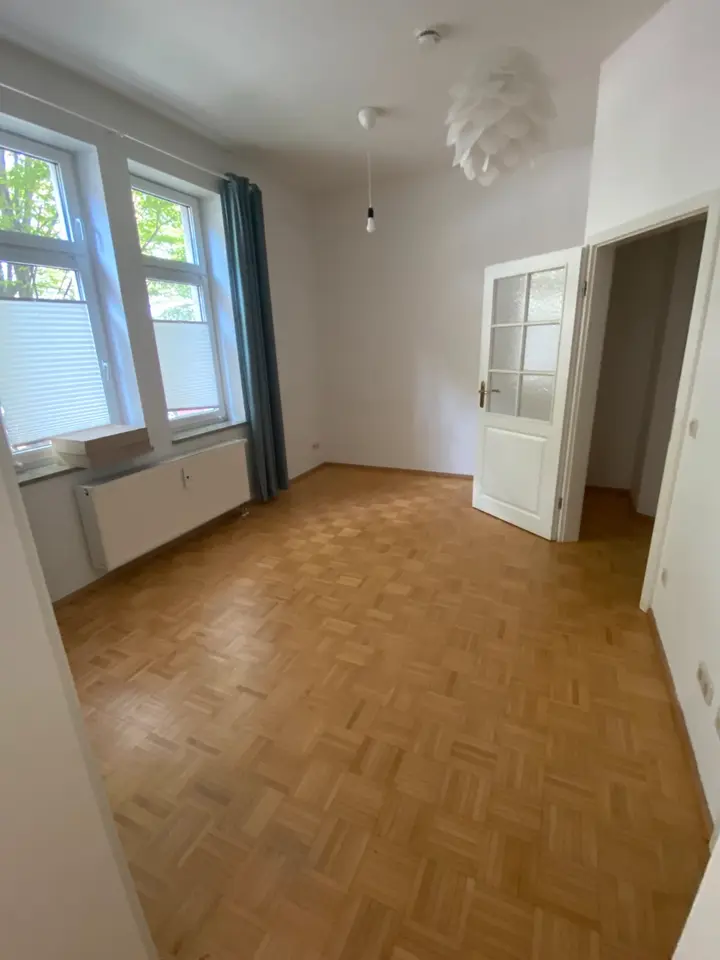 2 Zimmer Wohnung mit 36 m² in Halle (Saale) – Bild 1