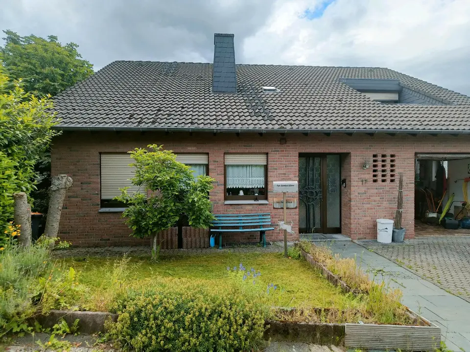 5 Zimmer Haus mit 177 m² in Aachen – Bild 1