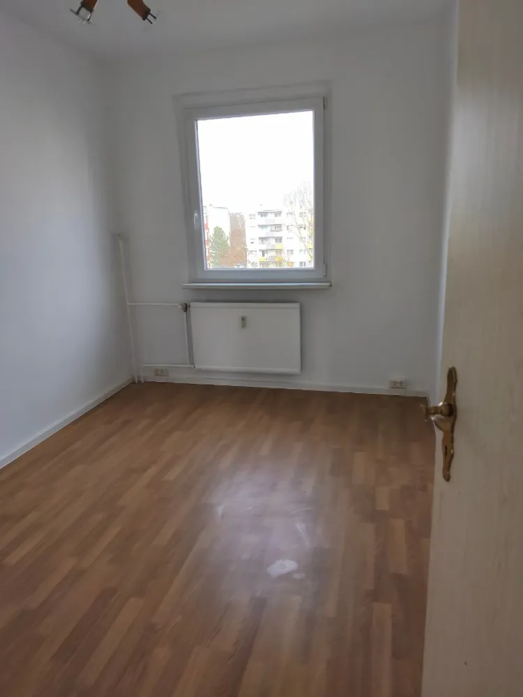 3 Zimmer Wohnung mit 56 m² in Halle (Saale) – Bild 3