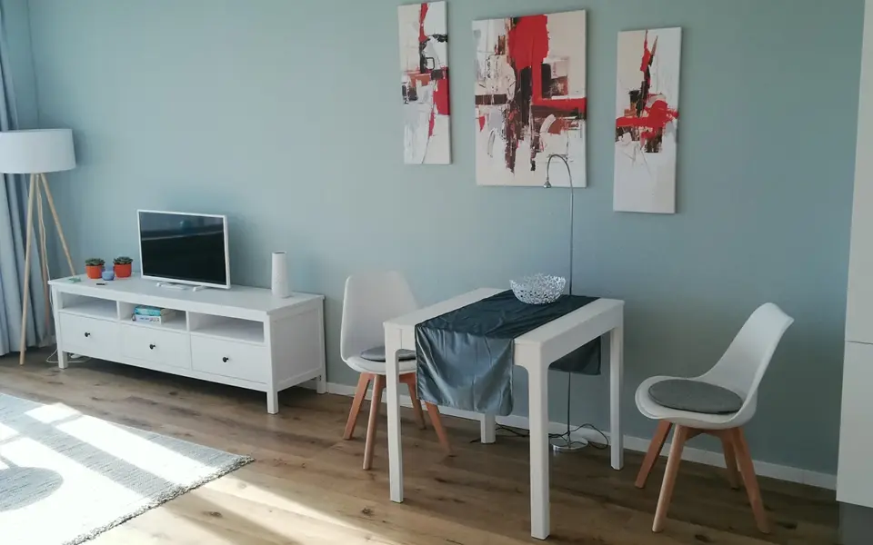Shared room with 48 m² in Stuttgart – Photo 2