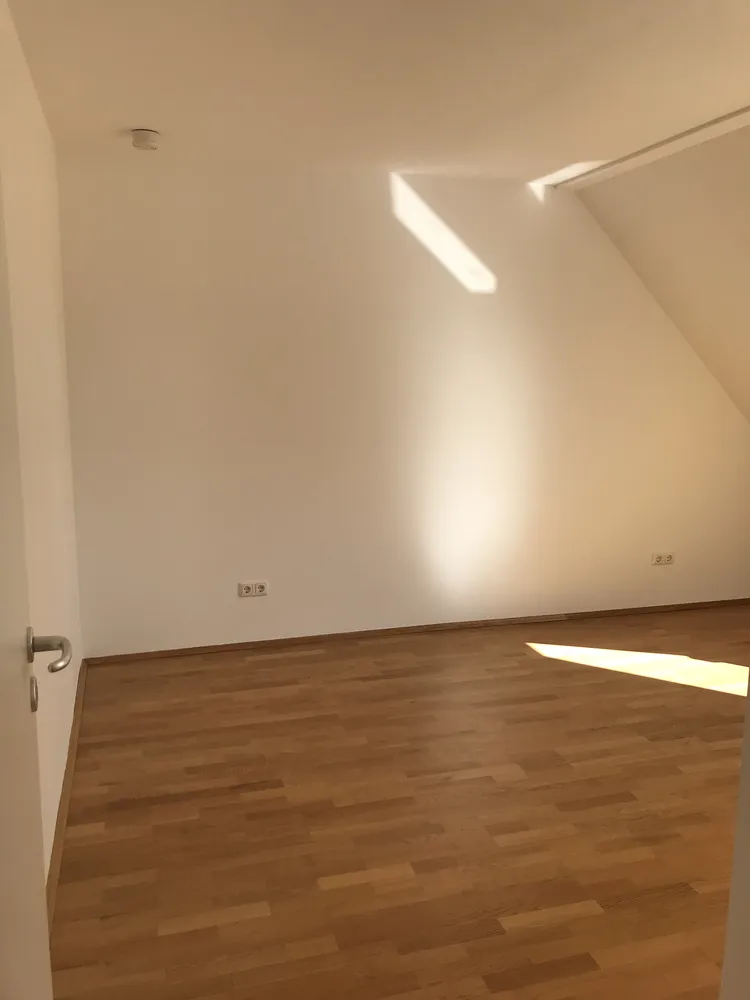 3 Zimmer Wohnung mit 81 m² in München – Bild 3