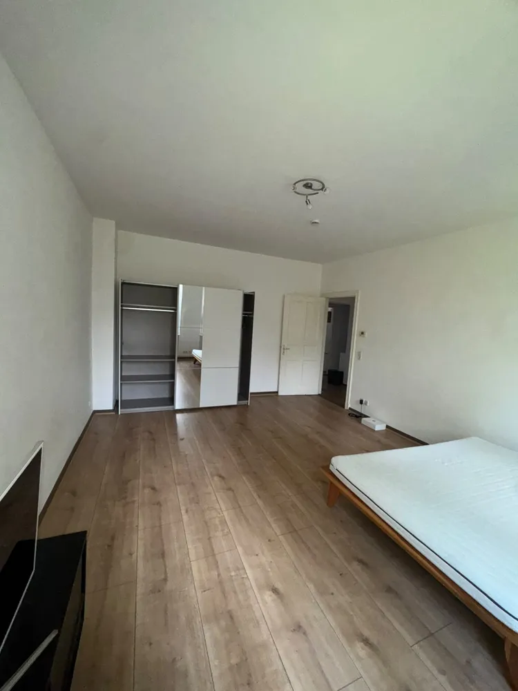2 Zimmer Wohnung mit 82 m² in Berlin – Bild 6