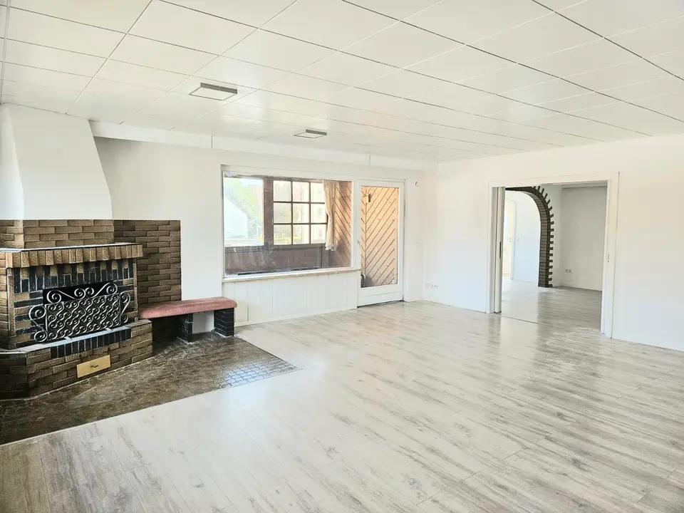 6 Zimmer Wohnung mit 160 m² in Duderstadt – Bild 1