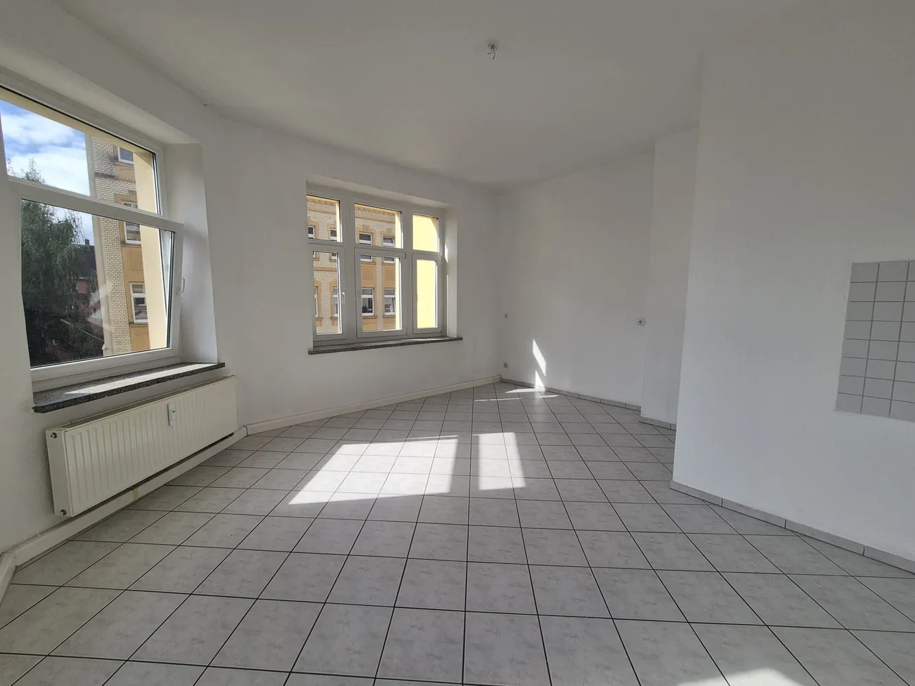 4 room apartment with 110 m² in Chemnitz – Photo 5