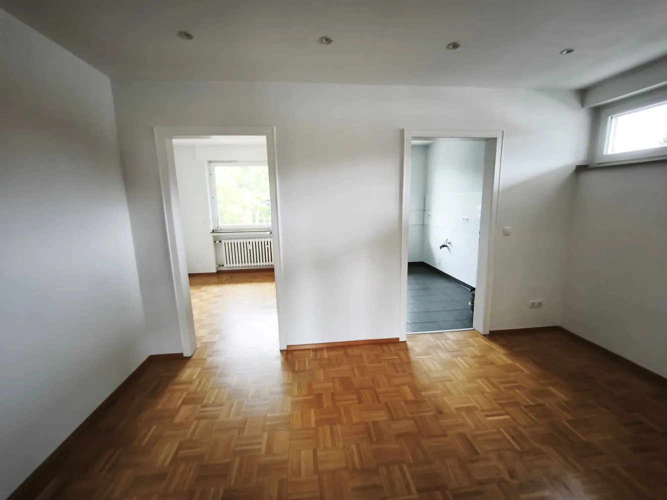 5 Zimmer Wohnung mit 120 m² in Bonn – Bild 9