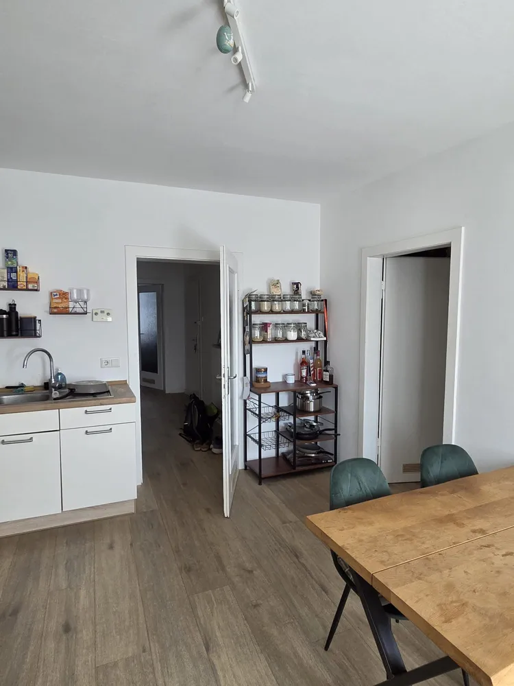 2 Zimmer Wohnung mit 64 m² in Düsseldorf – Bild 3