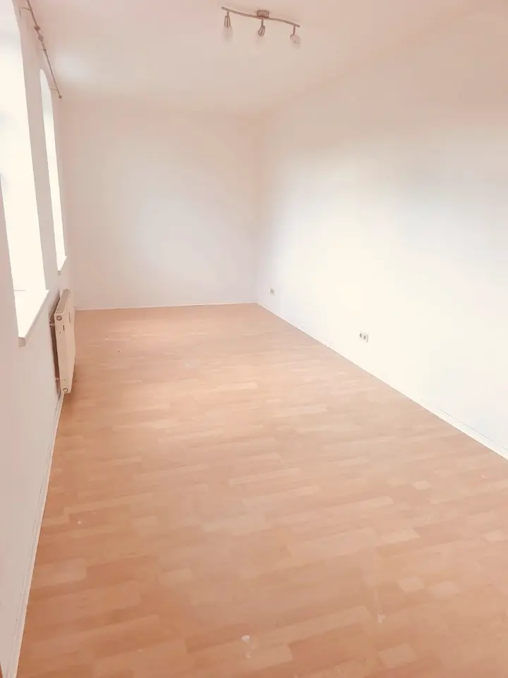 3 Zimmer Wohnung mit 78 m² in Sonneberg – Bild 2