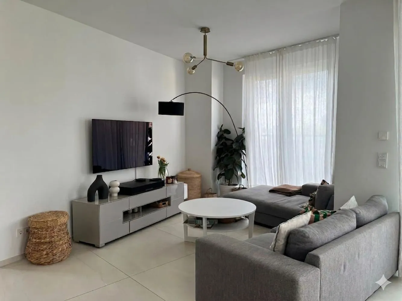 4 Zimmer Wohnung mit 169 m² in Frankfurt am Main – Bild 5