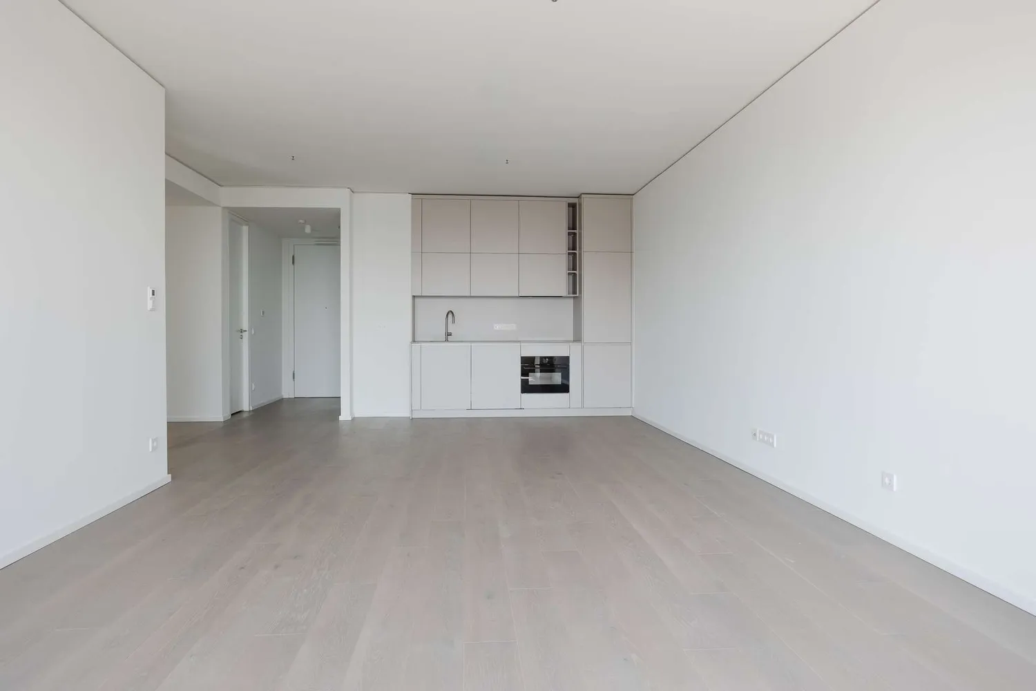 2 Zimmer Wohnung mit 73 m² in Frankfurt am Main – Bild 2