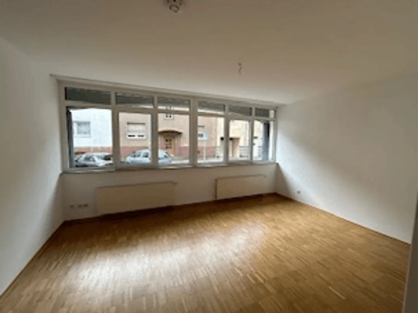 2 Zimmer Wohnung mit 78 m² in Düsseldorf – Bild 4