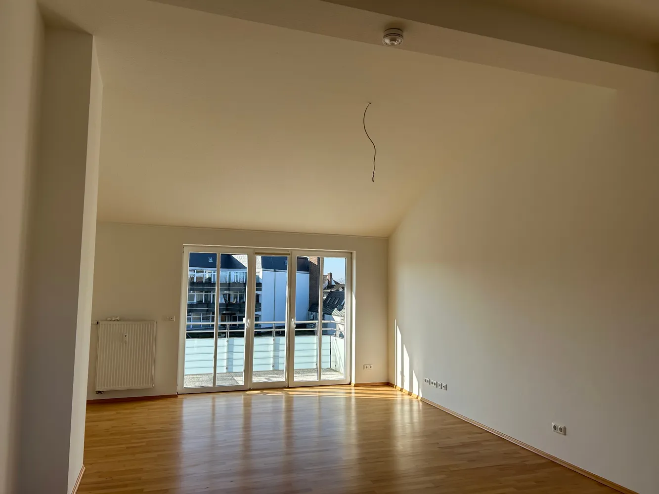 6 Zimmer Wohnung mit 147 m² in Ahrensburg – Bild 3