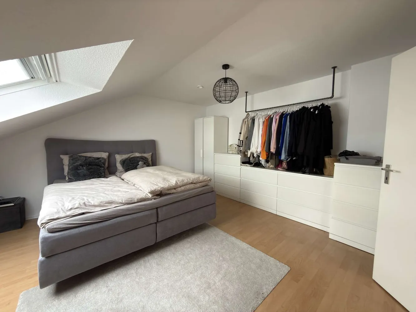 2 Zimmer Wohnung mit 75 m² in Düsseldorf – Bild 3