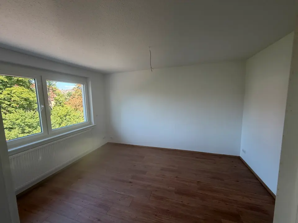 4 Zimmer Wohnung mit 96 m² in Eschwege – Bild 3