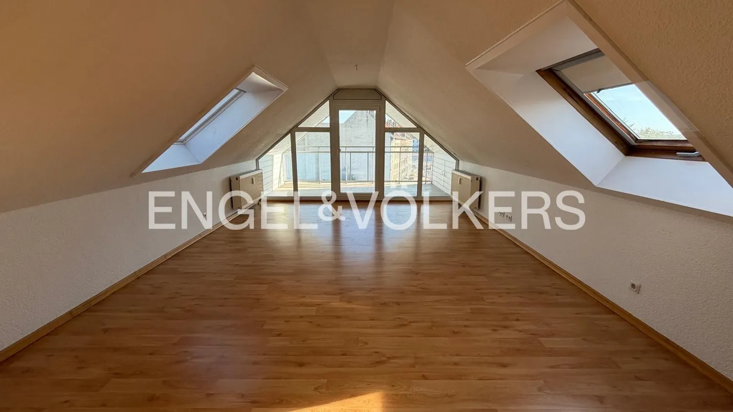 3 room apartment with 105 m² in Magdeburg – Photo 1