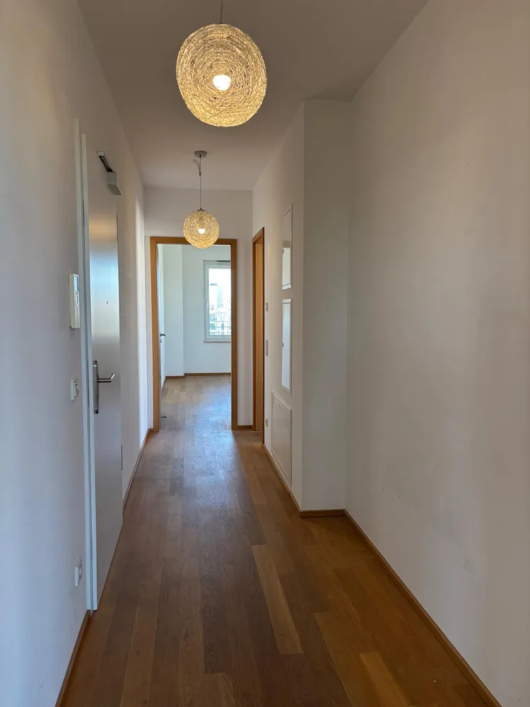 2 Zimmer Wohnung mit 91 m² in Frankfurt am Main – Bild 6