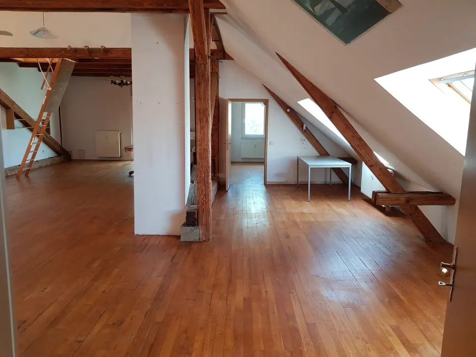 4 Zimmer Wohnung mit 160 m² in Melle – Bild 1