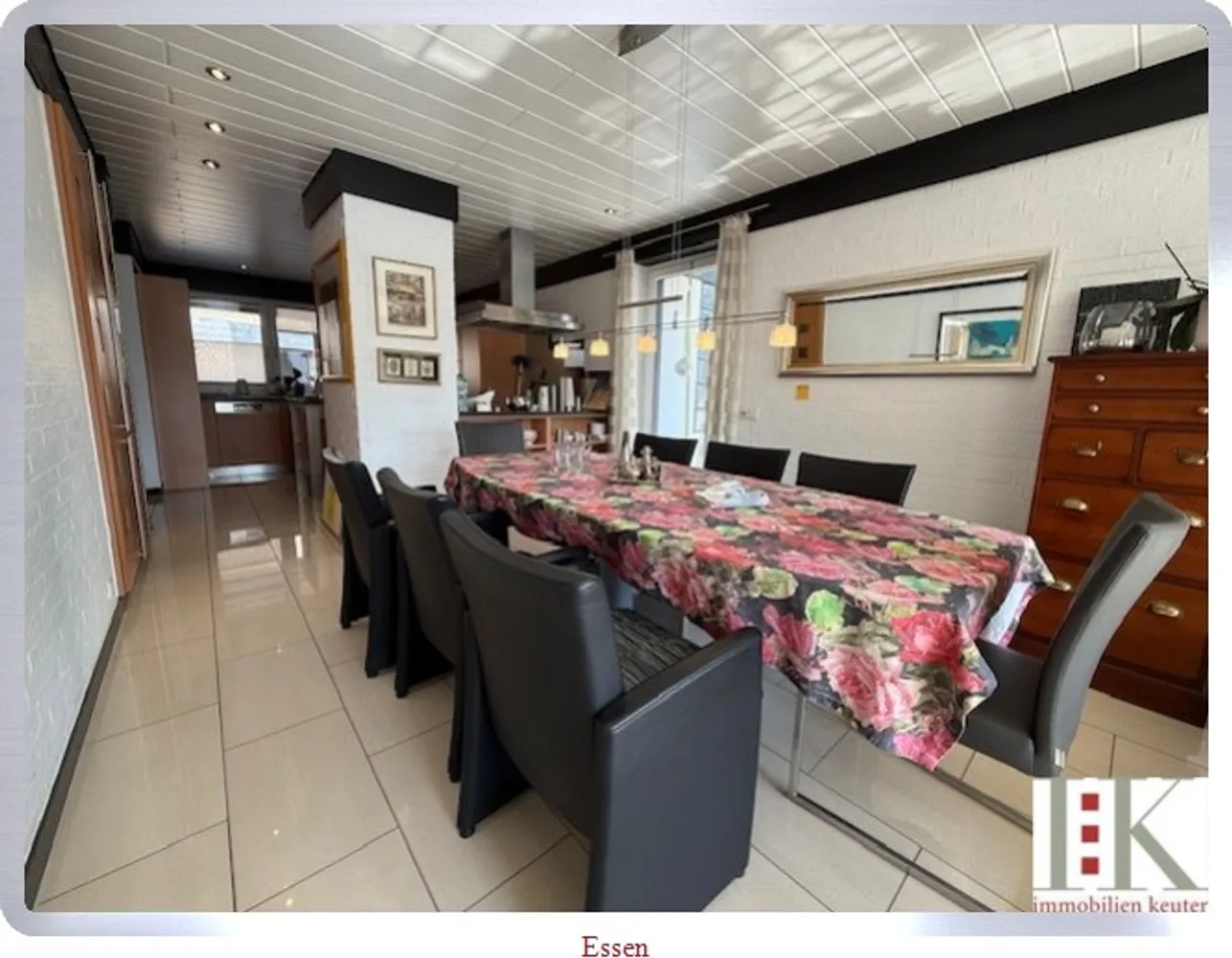 8 room house with 220 m² in Kaarst – Photo 4