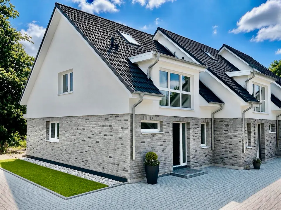 4 Zimmer Haus mit 125 m² in Lübeck – Bild 2