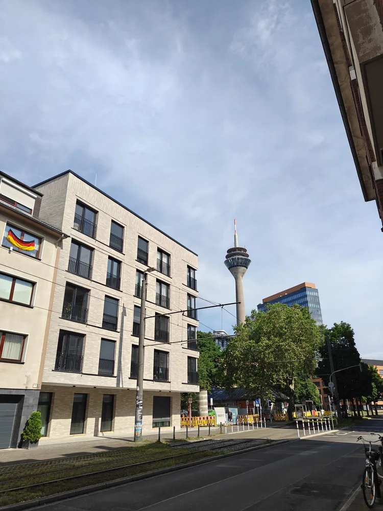 2 Zimmer Wohnung mit 52 m² in Düsseldorf – Bild 2