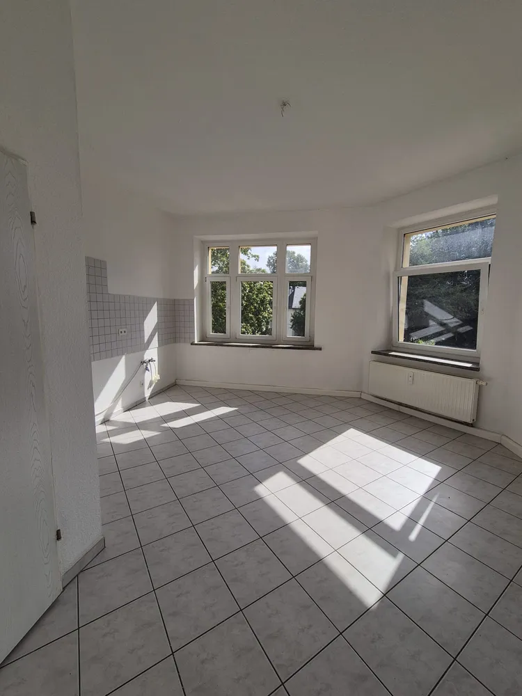 4 room apartment with 110 m² in Chemnitz – Photo 1