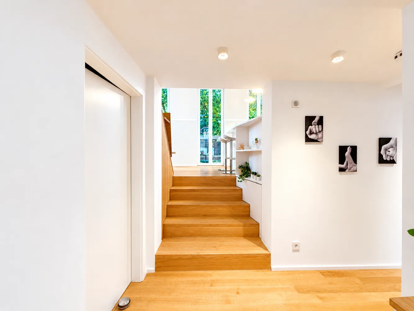 6 Zimmer Haus mit 130 m² in Stuttgart – Bild 2
