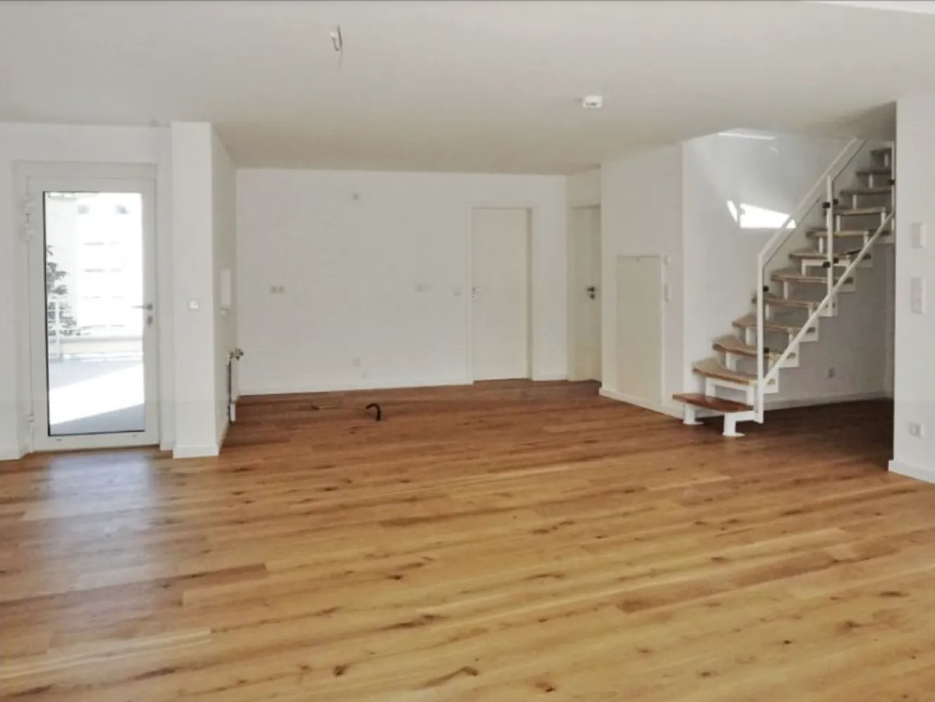 2 Zimmer Wohnung mit 122 m² in Coburg – Bild 8