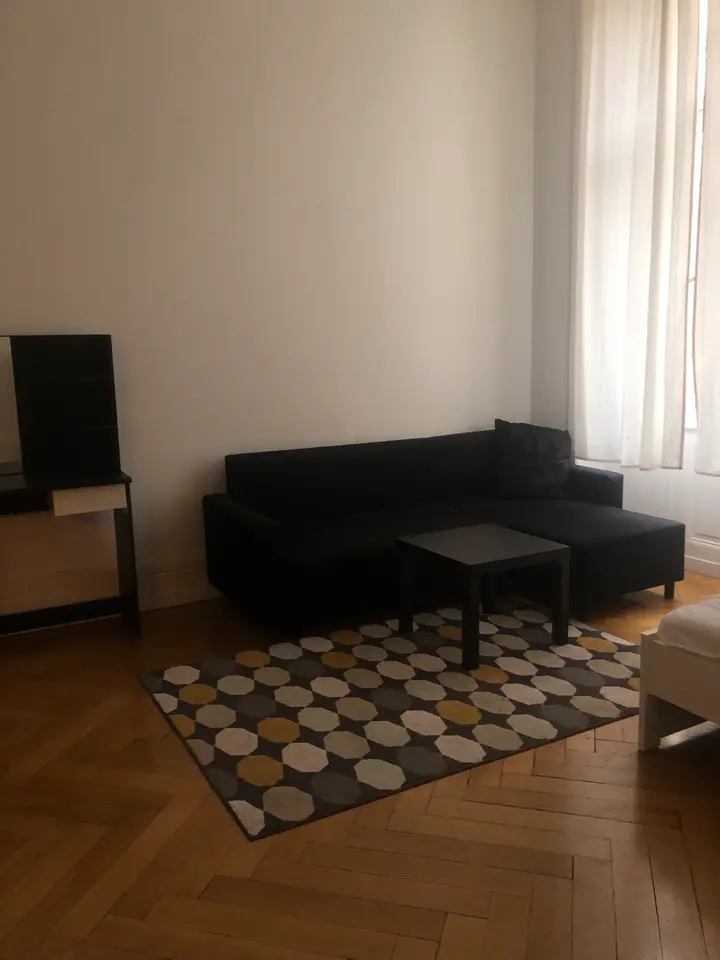 WG-Zimmer mit 24 m² in Frankfurt am Main – Bild 1
