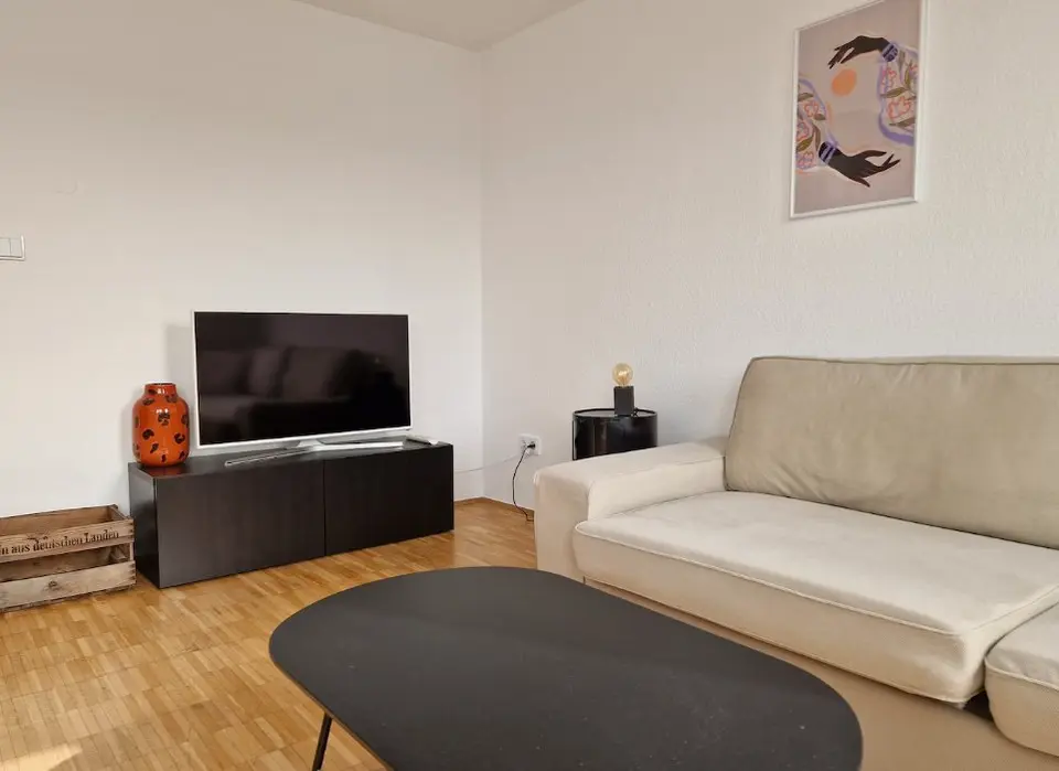 2 Zimmer Wohnung mit 49 m² in Hannover – Bild 2