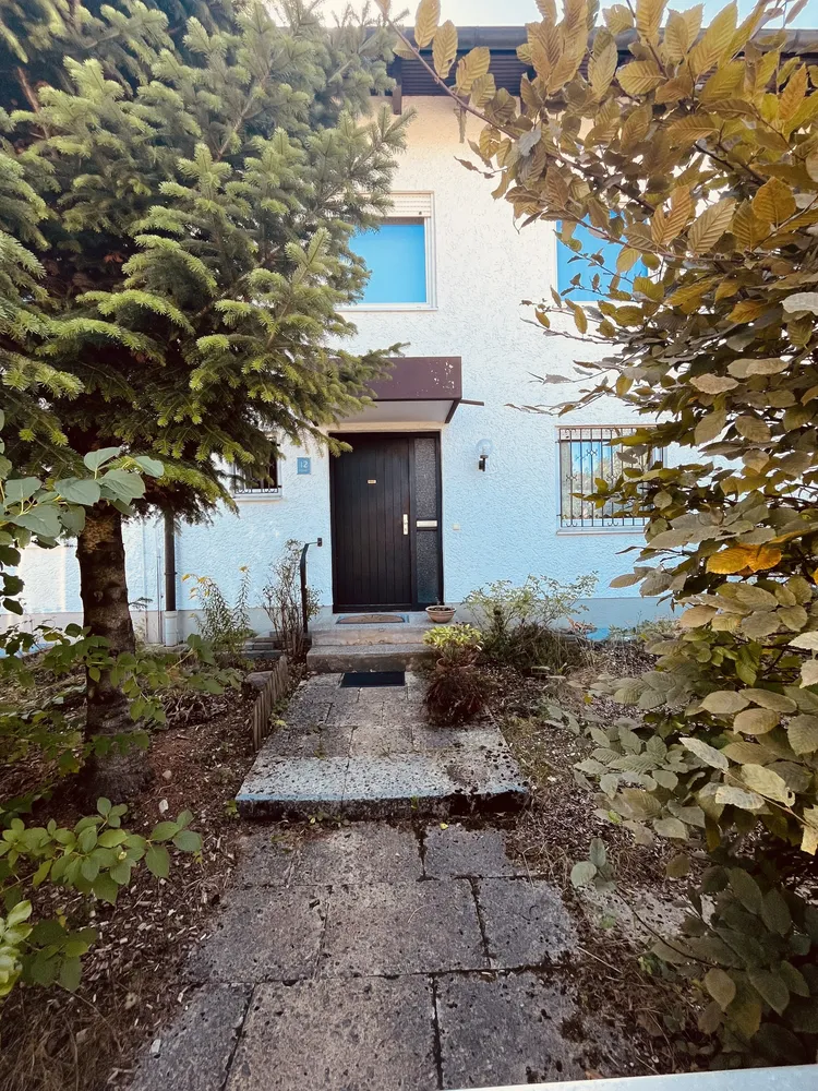 5 Zimmer Haus mit 178 m² in Germering – Bild 1