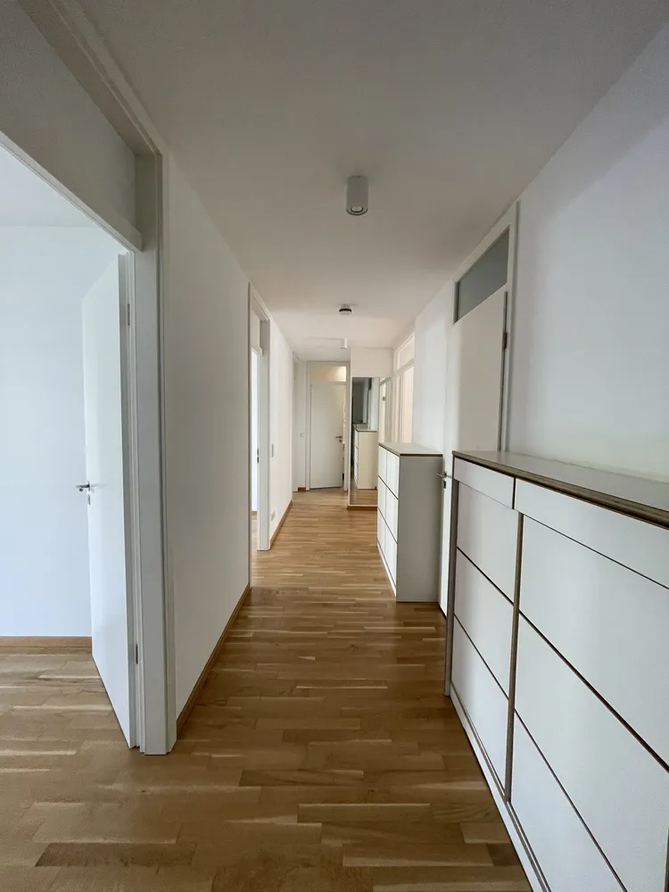 4 Zimmer Wohnung mit 109 m² in München – Bild 9